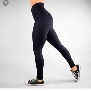 Buff Bunny Luna Leggings | Black | Small